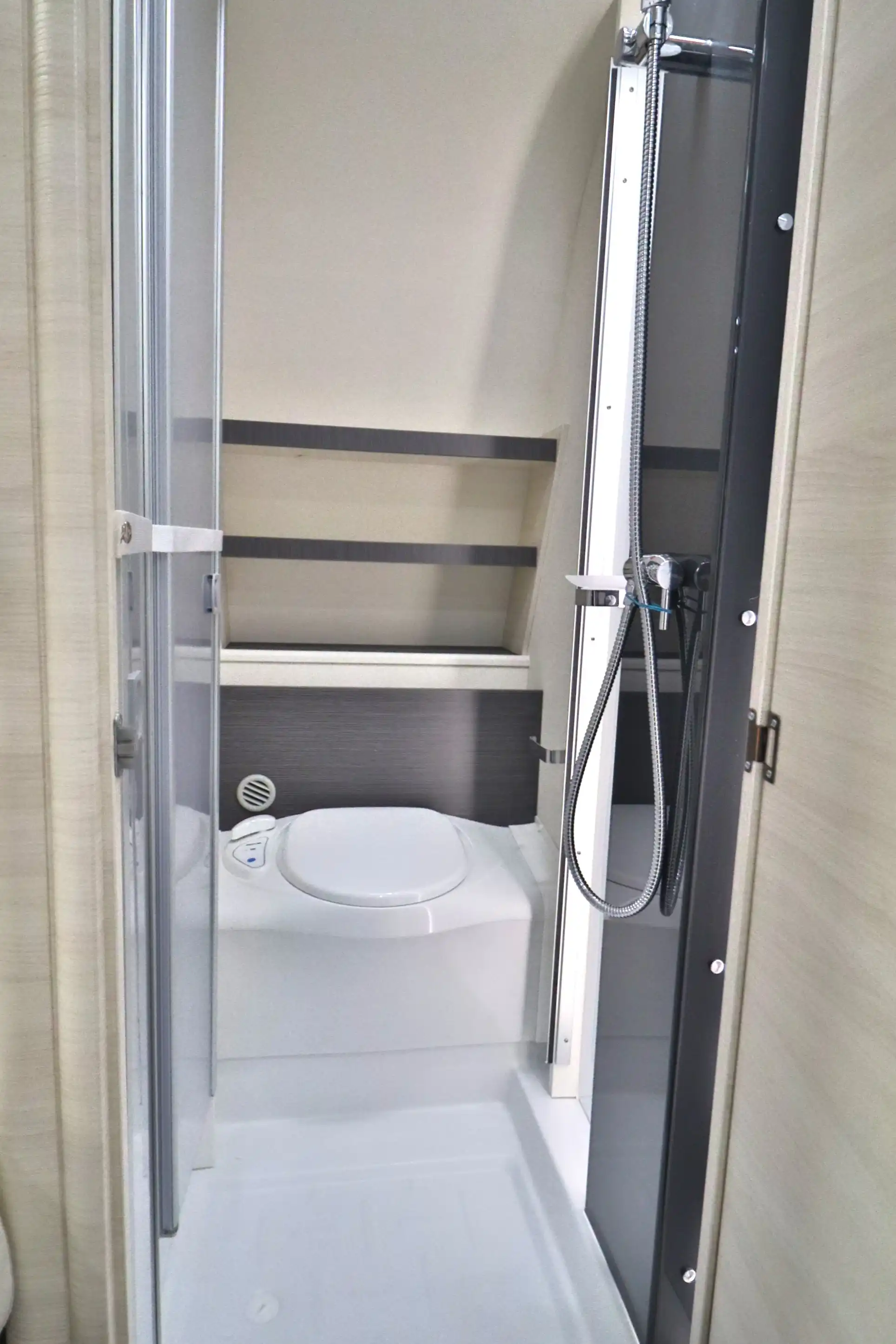 CARAVELAIR Artica 520